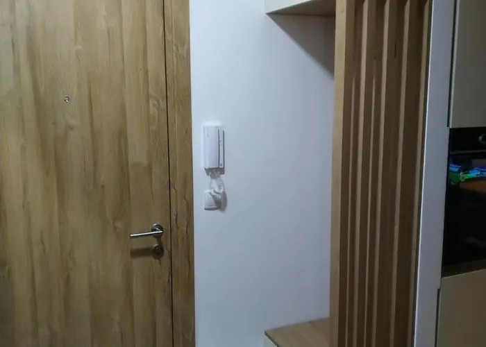 アパート Grujanac